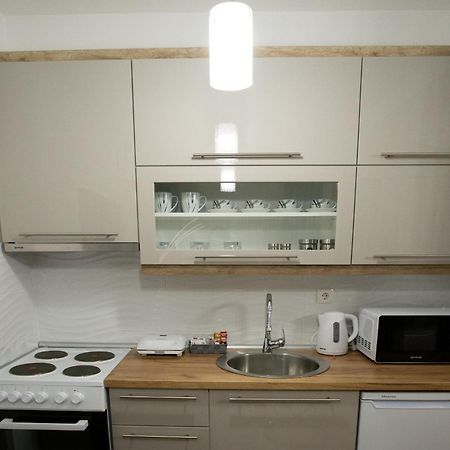 Apartman Sunset Sremska Mitrovica Exterior foto
