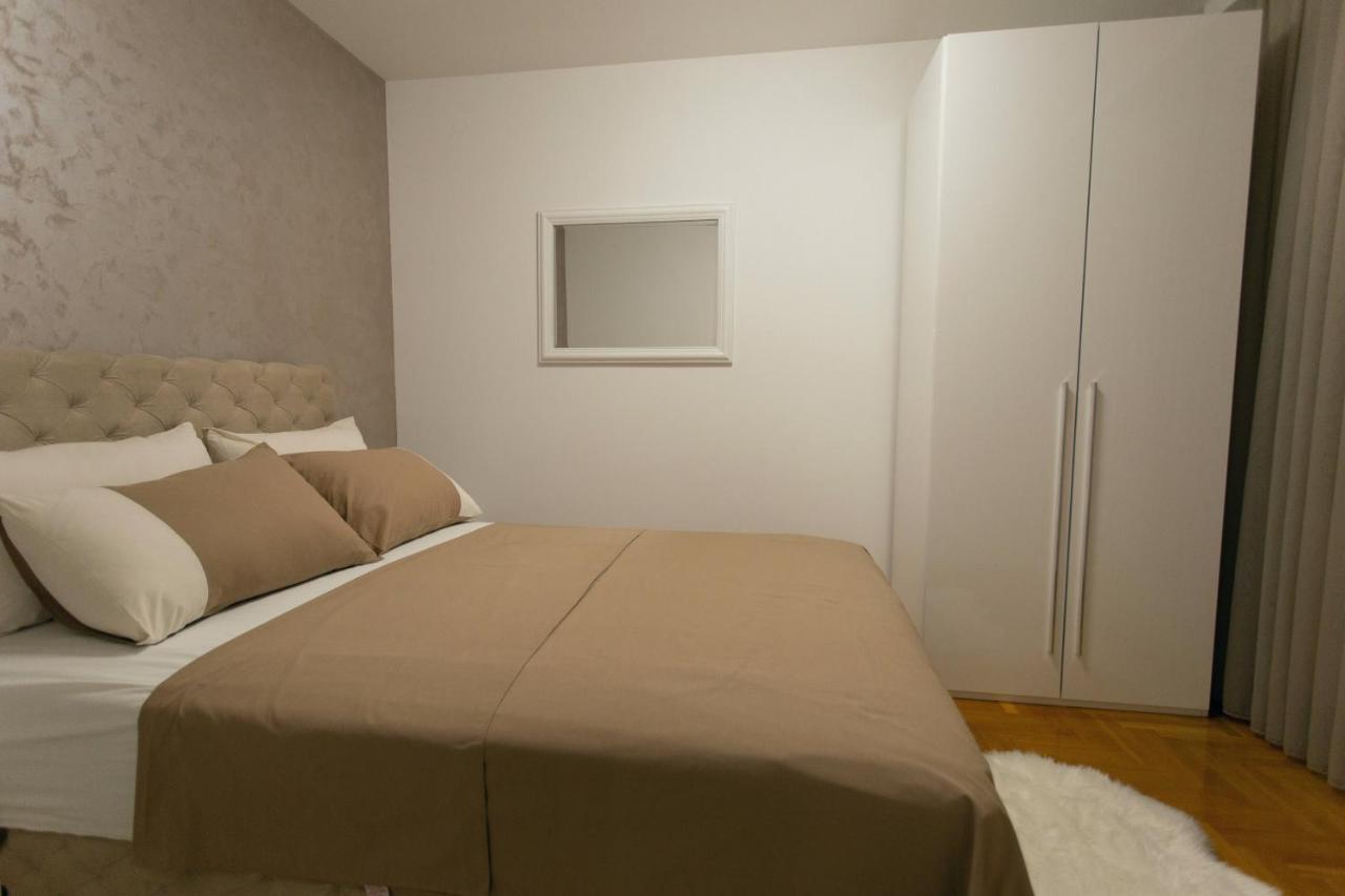 Apartman Sunset Sremska Mitrovica Exterior foto
